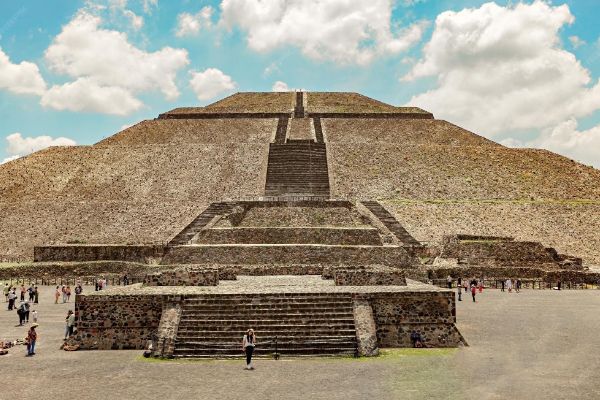Teotihuacan for foreign travelers